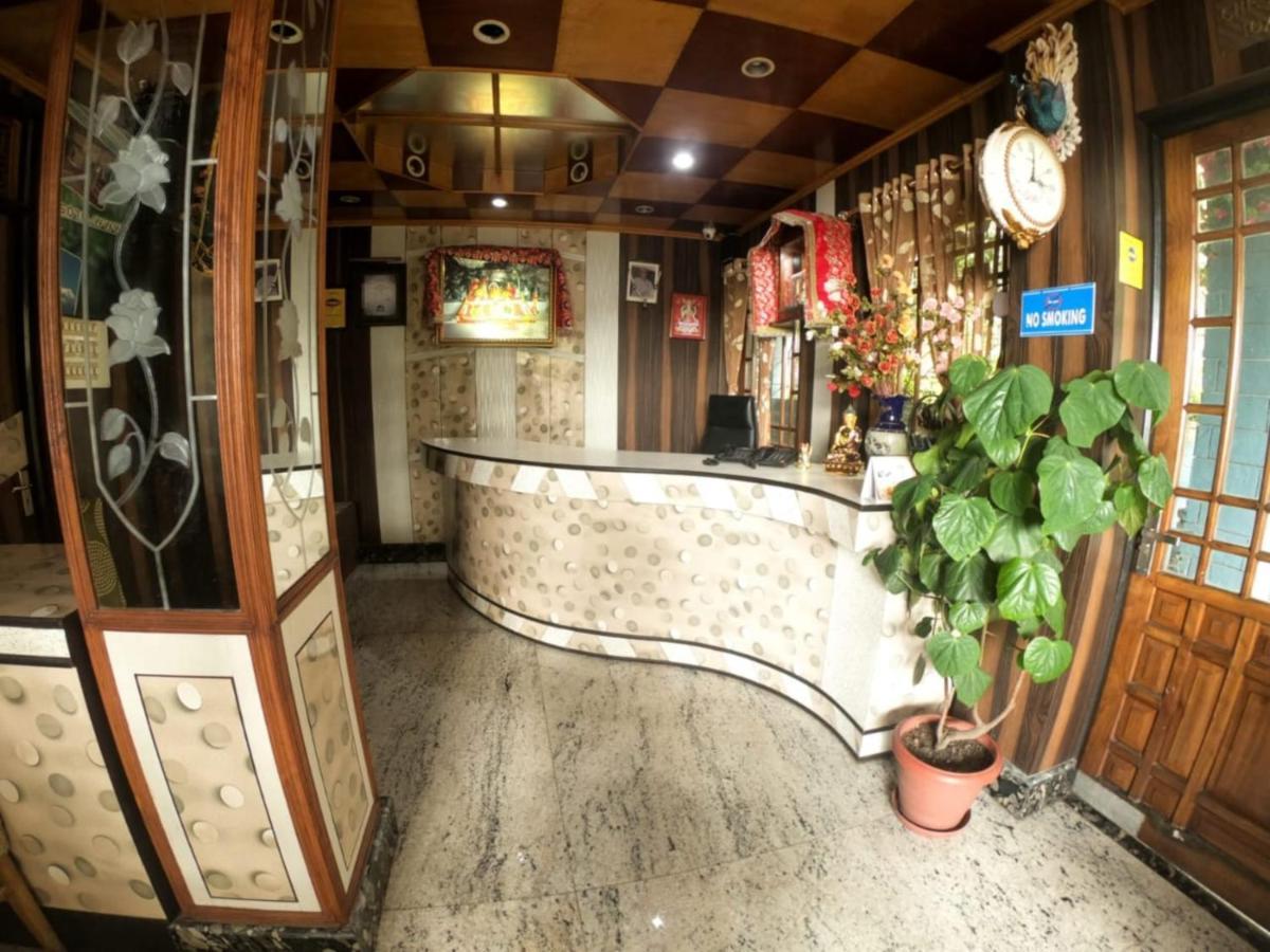 Grg Broadway Mall Road Darjeeling By Royal Collection Hotel Ngoại thất bức ảnh