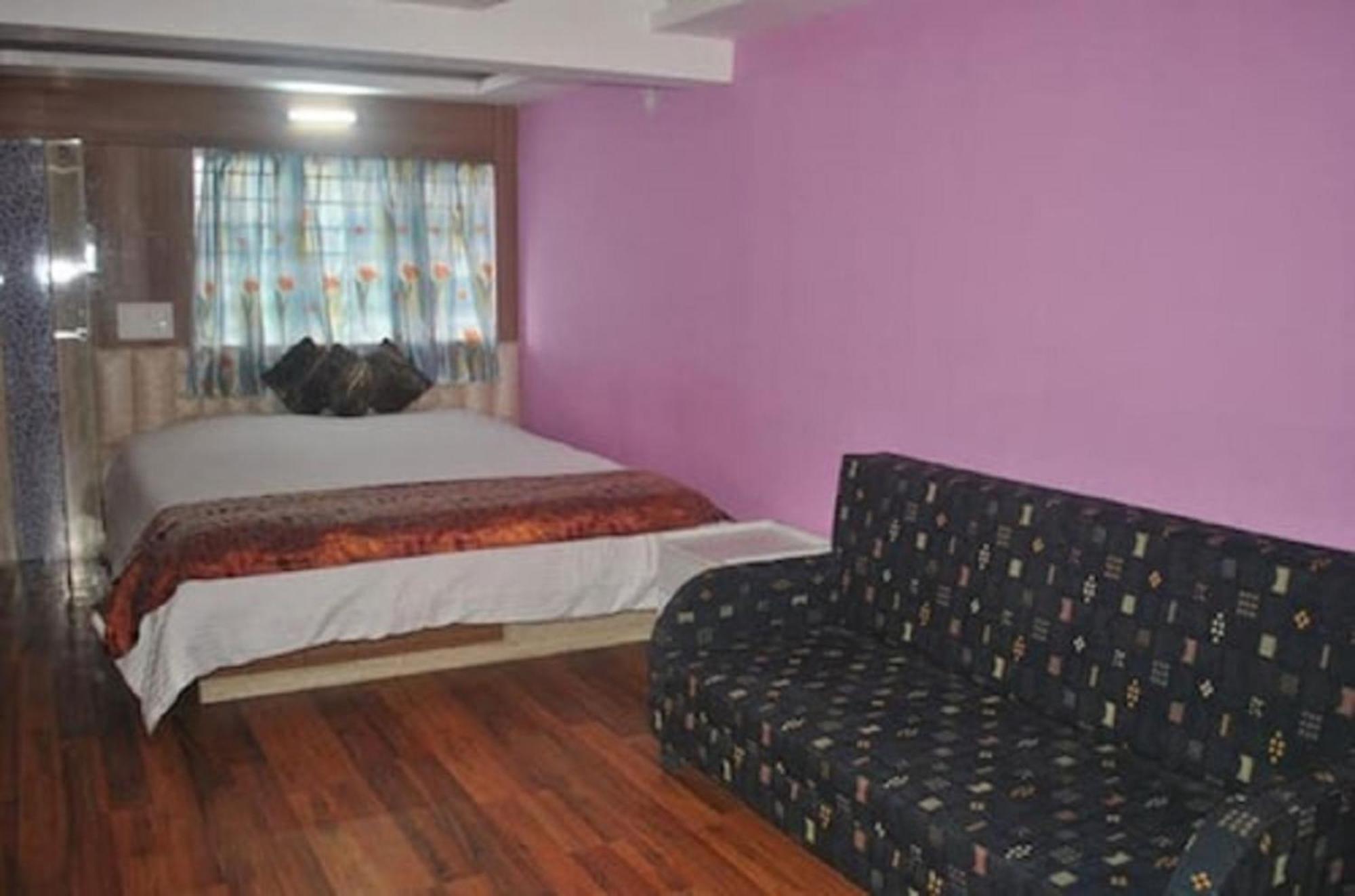Grg Broadway Mall Road Darjeeling By Royal Collection Hotel Ngoại thất bức ảnh