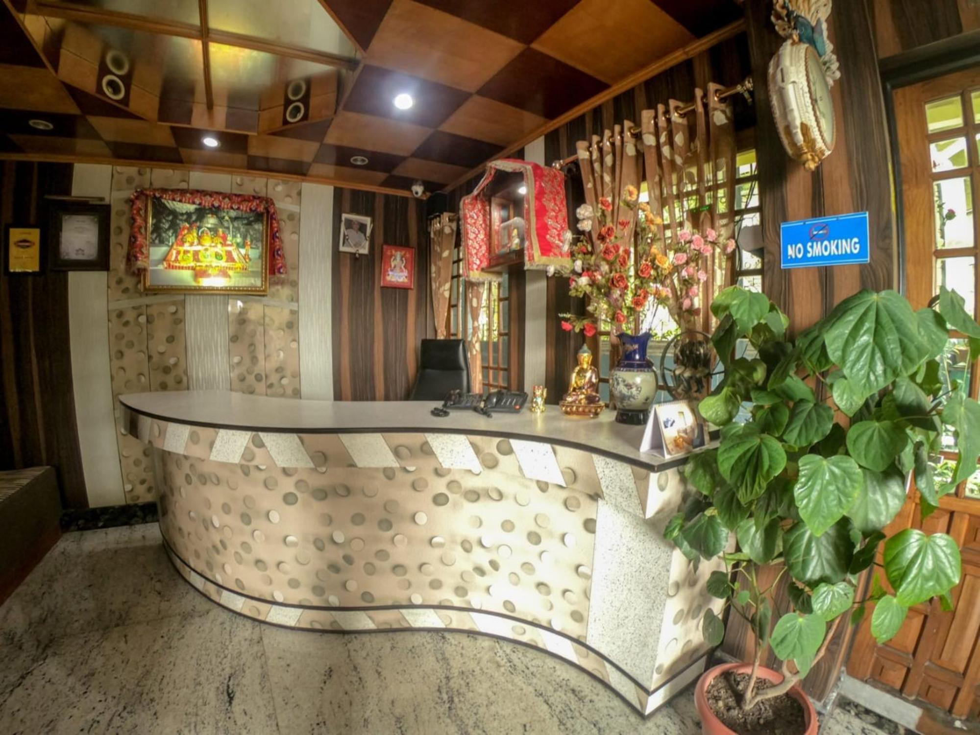 Grg Broadway Mall Road Darjeeling By Royal Collection Hotel Ngoại thất bức ảnh