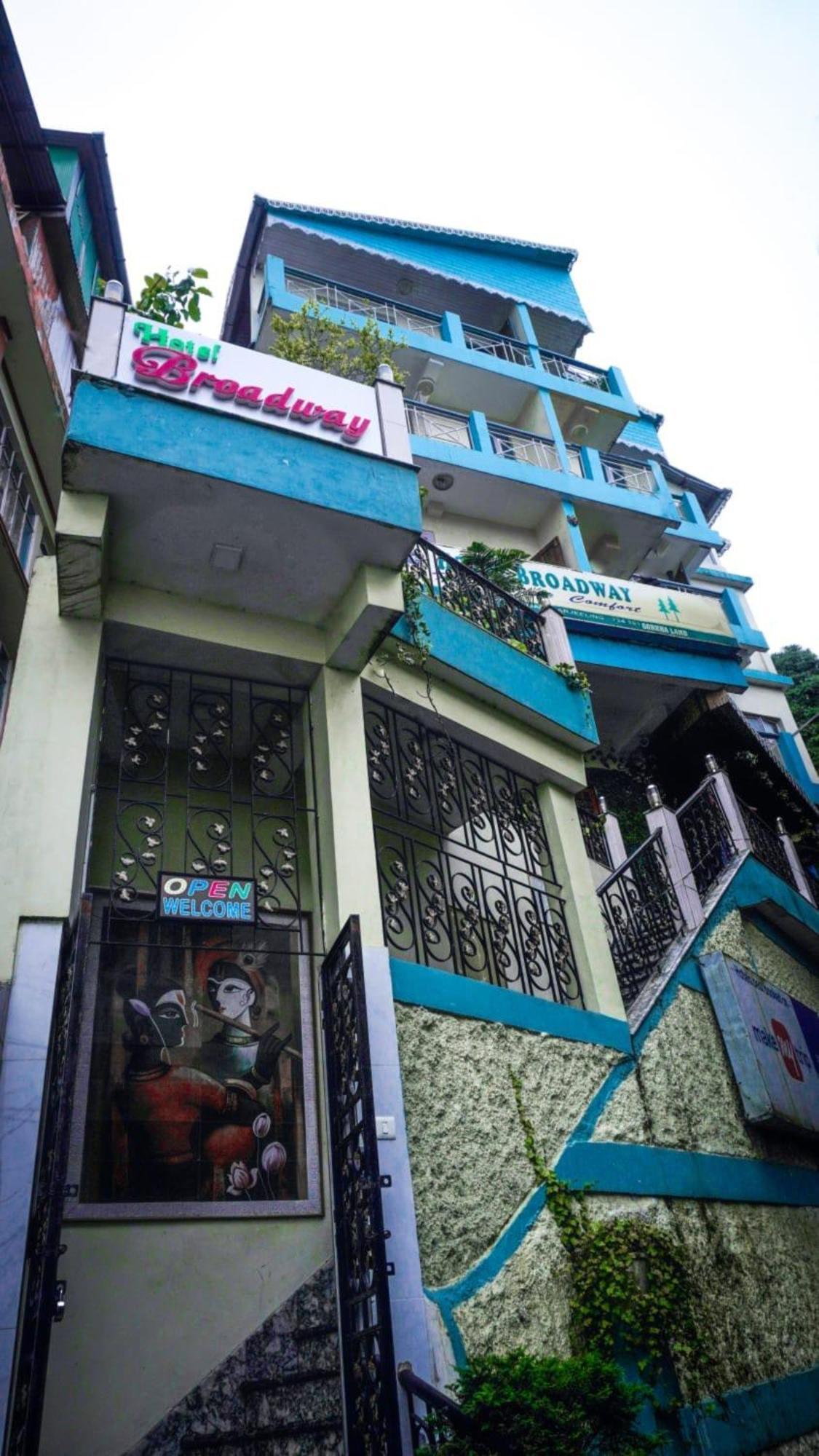 Grg Broadway Mall Road Darjeeling By Royal Collection Hotel Ngoại thất bức ảnh