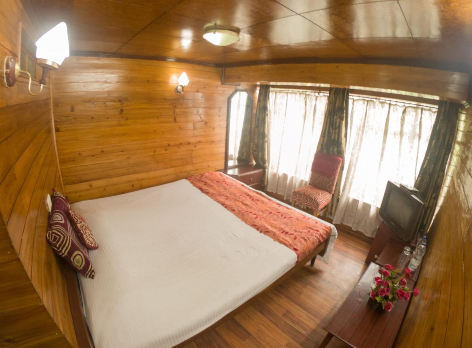Grg Broadway Mall Road Darjeeling By Royal Collection Hotel Ngoại thất bức ảnh