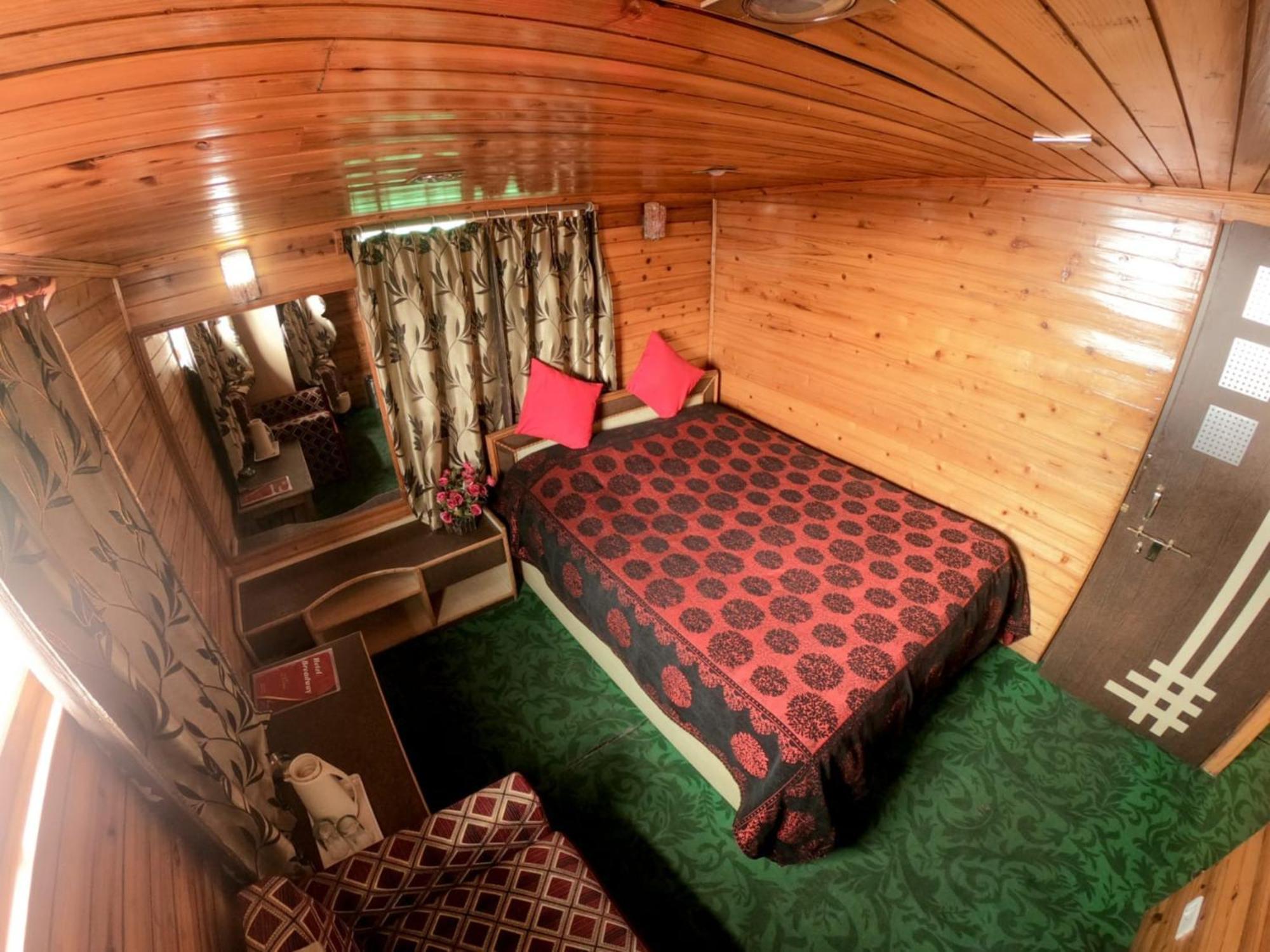Grg Broadway Mall Road Darjeeling By Royal Collection Hotel Ngoại thất bức ảnh